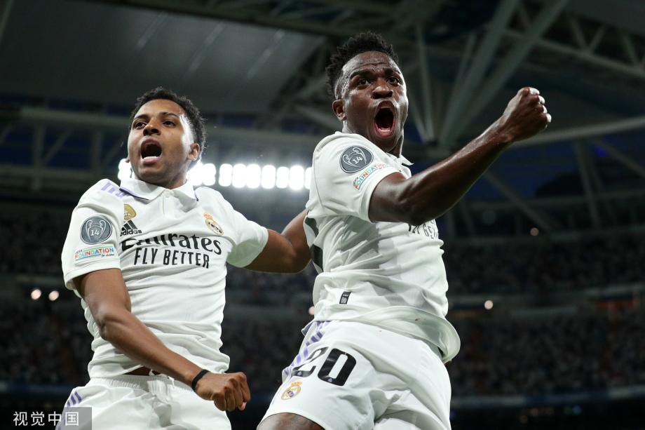 显著高于西 显著高于西