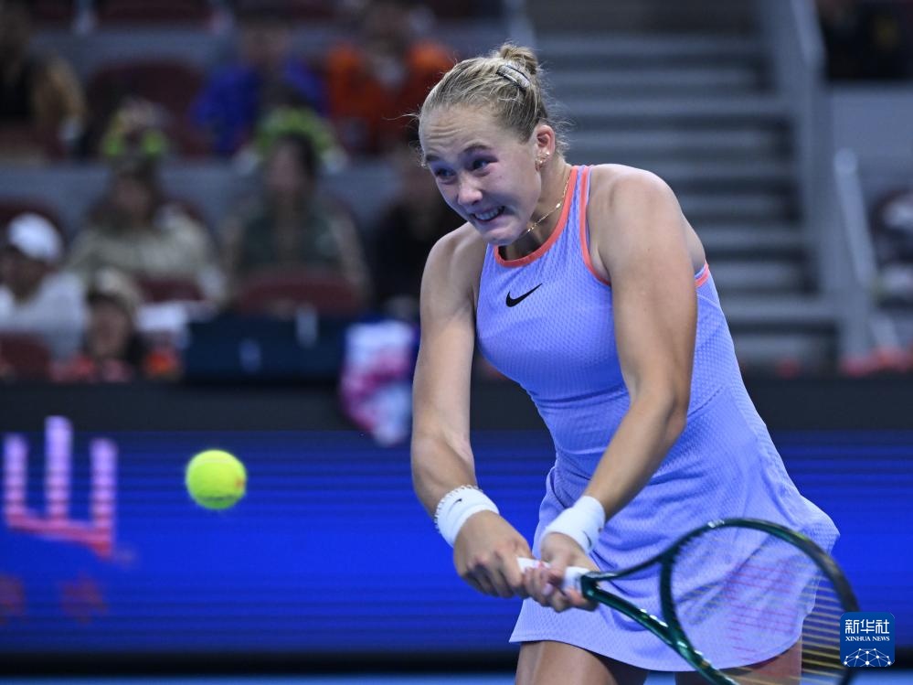 理成为绿茵 理成为绿茵