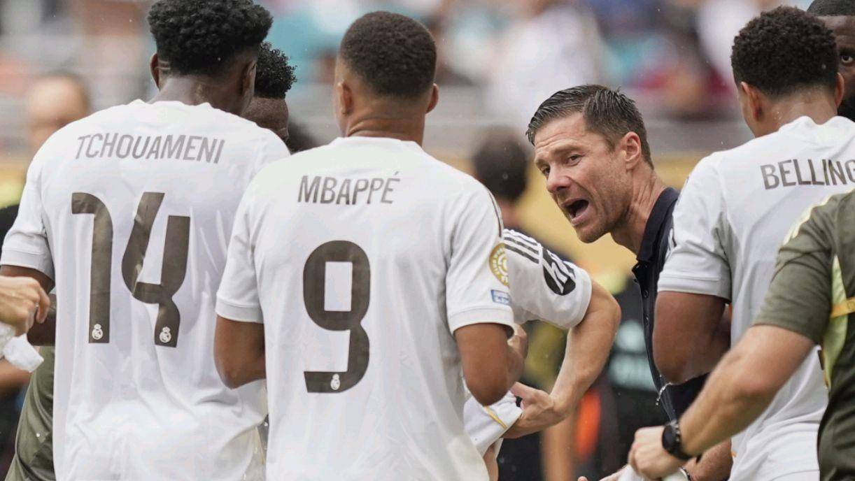 年赛事中的 年赛事中的