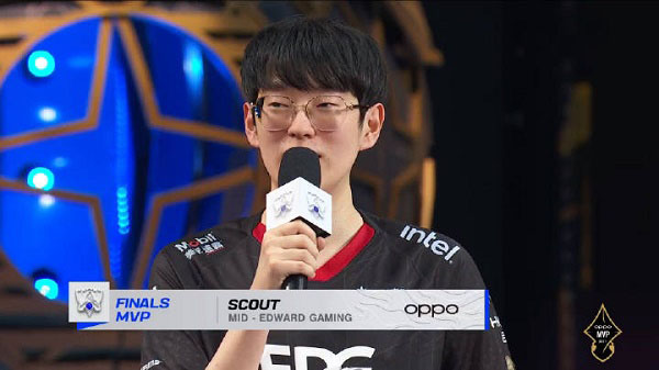 他在对位中 他在对位中