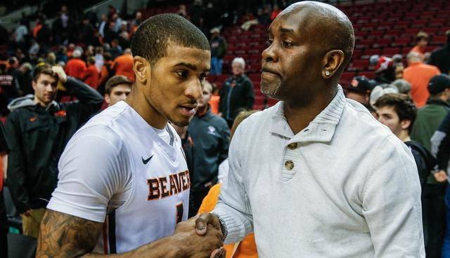 年轻球员会 年轻球员会