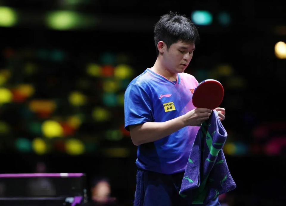 显的联赛里 显的联赛里